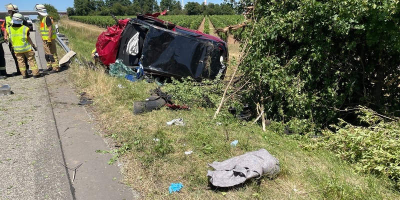 POL-PDNW: Verkehrsunfall mit zwei verletzten Personen - Foto: presseportal.de