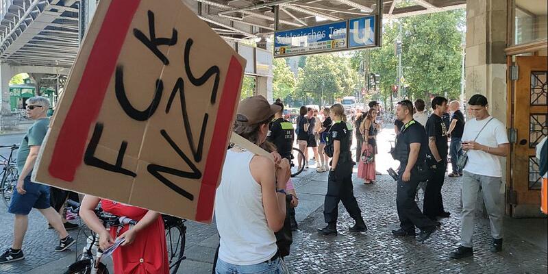 Demo gegen AfD-Politiker in Kreuzberg am 01.07.2025 - Foto: über dts Nachrichtenagentur