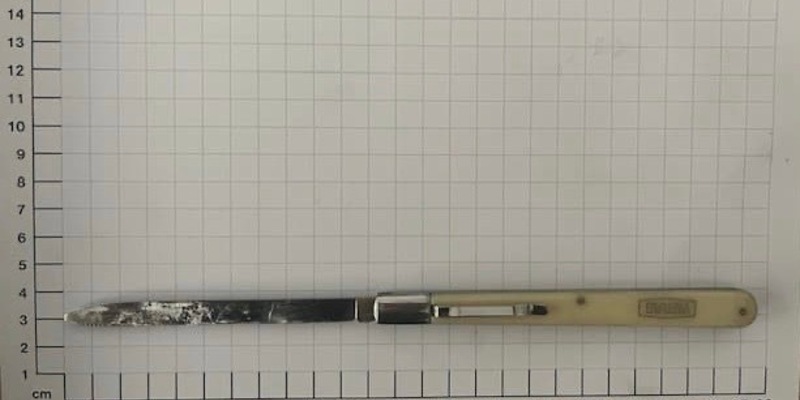 BPOL NRW: Bundespolizei stellt mutmaßlichen Ladendieb und findet ein Messer - Foto: presseportal.de