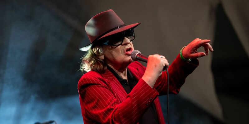 Panikrocker Udo Lindenberg bereitet der Umgang mit den aktuellen Kriegen und Krisen schlaflose Nächte. (Archivbild) - Foto: Fabian Strauch/dpa