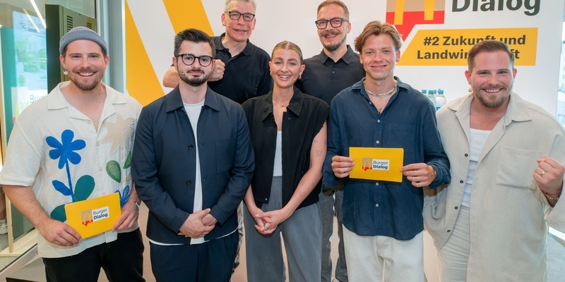 Traktor trifft TikTok: Der zweite Burger Dialog von McDonald's Deutschland setzt neue Impulse für die Zukunft der heimischen Landwirtschaft - Foto: presseportal.de