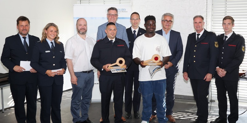 POL-AC: Preis für Zivilcourage 2025 - Polizei und StädteRegion Aachen zeichnen fünf Heldinnen und Helden des Alltags aus - Foto: presseportal.de