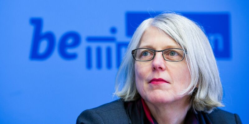Sonderermittlerin Sudhof kann zum Vorgehen des damaligen Gesundheitsministers Spahn bei der Maskenbeschaffung im Haushaltsausschuss aussagen. (Archivbild) - Foto: Inga Kjer/dpa