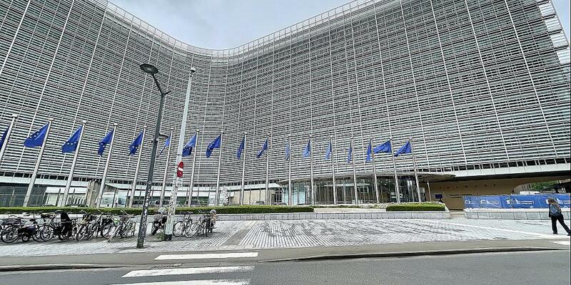 EU-Fahnen (Archiv) - Foto: über dts Nachrichtenagentur