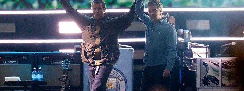Liam und Noel Gallagher sind wieder auf der Bühne vereint. - Foto: Scott A Garfitt/Invision/AP/dpa