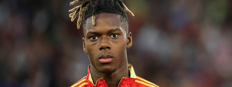 Nico Williams hat sich gegen einen Club-Wechsel in diesem Sommer entschieden. - Foto: Christian Charisius/dpa