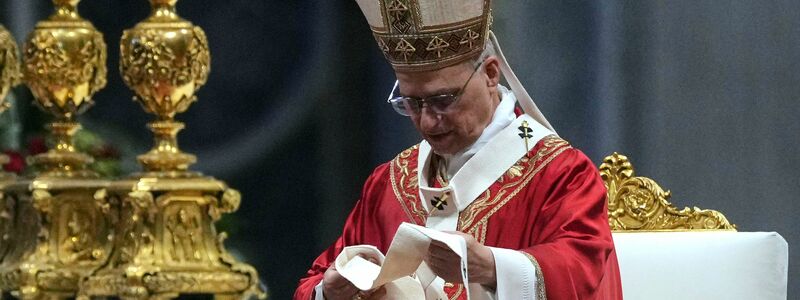 Papst Leo XIV. wird in Castel Gandolfo auch mehrere Messen lesen. - Foto: Andrew Medichini/AP/dpa