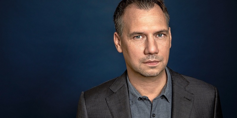 Sebastian Fitzek: Ich lebe sehr viel bewusster als früher / Der Bestseller-Autor im Interview mit der Apotheken Umschau - Foto: presseportal.de