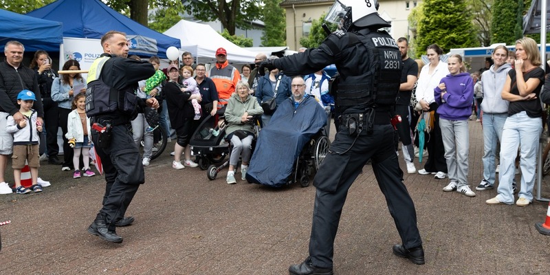 POL-GE: Tausende Besucher beim Familientag der Verkehrssicherheit - Foto: presseportal.de