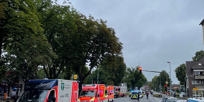 FW Dinslaken: Verkehrsunfall mit mehreren Verletzten - Foto: presseportal.de