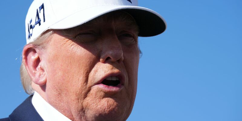 Neue Zolldrohung aus Washington - Foto: Jacquelyn Martin/AP/dpa