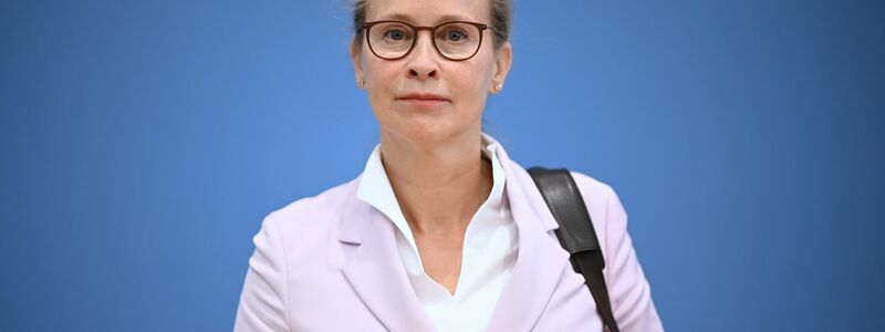 Aus der SPD heißt es, es gebe keinen Grund, von der Kandidatin Brosius-Gersdorf abzurücken. (Archivbild)  - Foto: Britta Pedersen/dpa