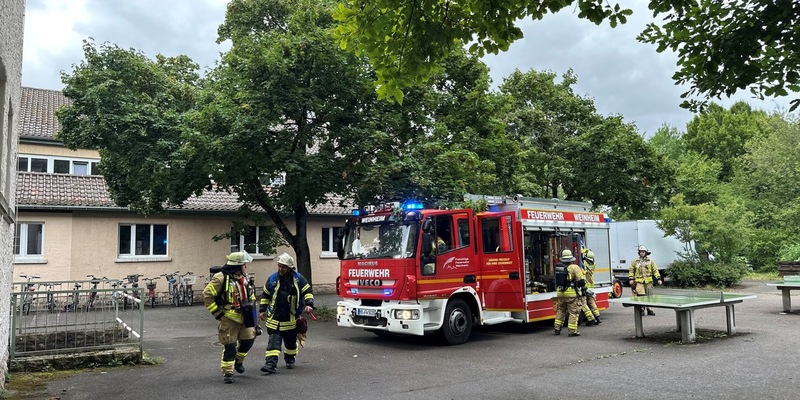 FW Weinheim: Feuerwehr Weinheim im Dauereinsatz - Personenrettung, Rutschpartie und Brandmeldealarm - Foto: presseportal.de