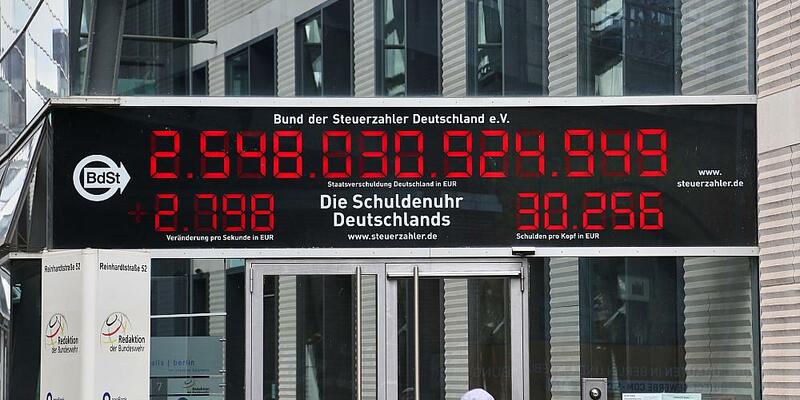 Debt Clock (Archive) - Photo: via dts news agency