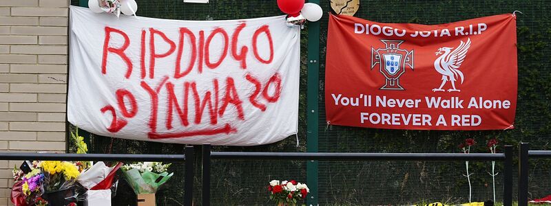 Der Tod von Diogo Jota beschäftigt den FC Liverpool weiter - Foto: Peter Byrne/PA Wire/dpa