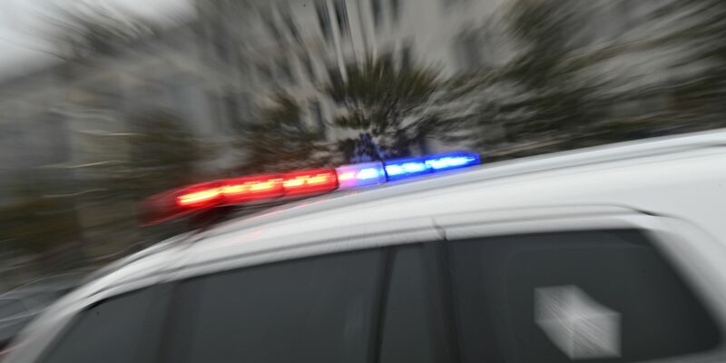 Die Polizei ermittelt gegen den Betreiber und das Küchenpersonal des Kindergartens. (Symbolbild) - Foto: Johannes Neudecker/dpa