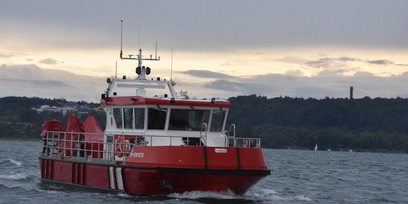 FW Konstanz: Übung auf dem Bodensee - Brand auf einem Fahrgastschiff - Foto: presseportal.de