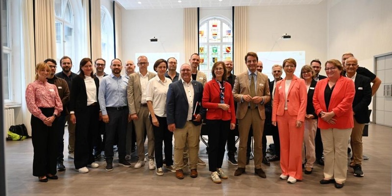 POL-MS: Modellprojekt Integration - Weil Integration Zukunft bedeutet. - Foto: presseportal.de