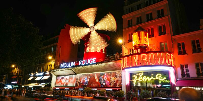 Gefeiert wurde - wie könnte es anders sein - mit einer Tanzeinlage. - Foto: Dimitar Dilkoff/AFP/dpa