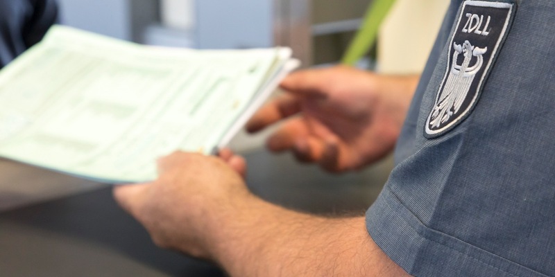 HZA-SI: Ausfuhrkassenzettel vorgelegt, aber Ware im Wert von rund 6.400 Euro nicht dabei - Foto: presseportal.de