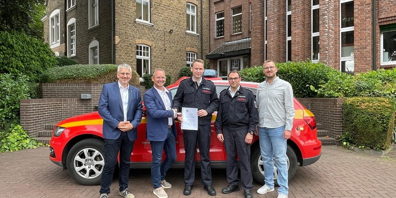 FW Hünxe: Marc Vinschen zum stellvertretenden Leiter der Feuerwehr Hünxe bestellt - Foto: presseportal.de