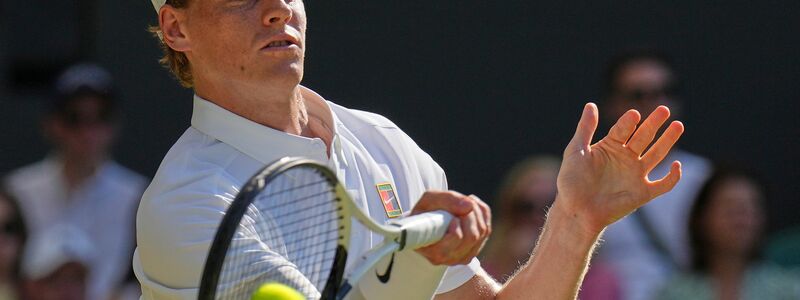 Jannik Sinner erreicht das Wimbledon-Finale gegen Carlos Alcaraz. - Foto: Kin Cheung/AP/dpa