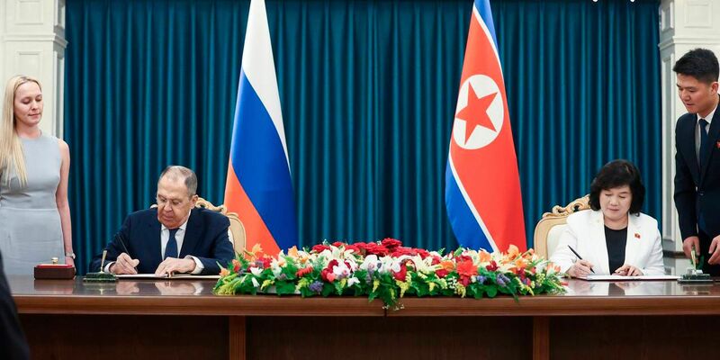 Schickt Nordkorea weitere Soldaten zur Unterstützung des russischen Kriegs gegen die Ukraine?  - Foto: Uncredited/Russian Foreign Ministry Press Service/AP/dpa