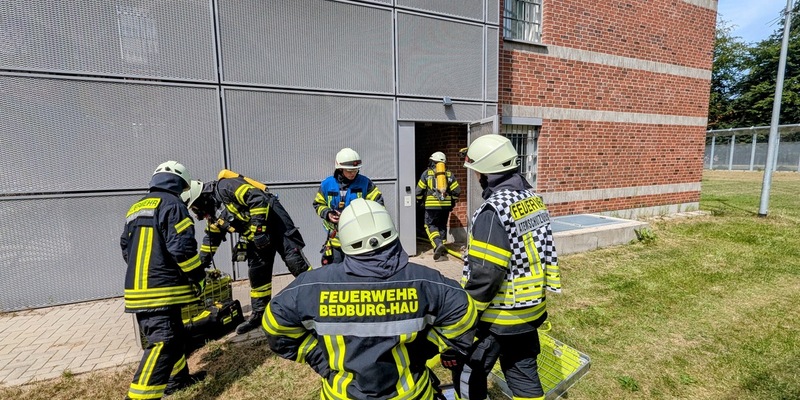 FW-KLE: Zimmerbrand auf Forensischer Station der LVR-Klinik Bedburg-Hau - Foto: presseportal.de