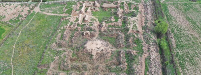 Die Adschina-Teppa Klosterstätte zeugt vom mittelalterlichen Königreich Khuttal (Archivbild). - Foto: Ilcas/Unesco/dpa