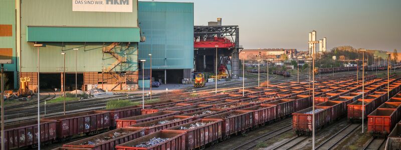 Die USA importieren in großen Mengen Stahlschrott aus Europa: Handelsbeschränkungen könnten die dortige Industrie stark treffen. (Archivbild) - Foto: Christoph Reichwein/dpa