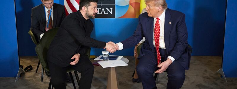 Trump und Selenskyj am Rande des am Rande des Nato-Gipfels persönlich. (Archivbild) - Foto: Ukraine Presidency/Planet Pix via ZUMA Press Wire/dpa