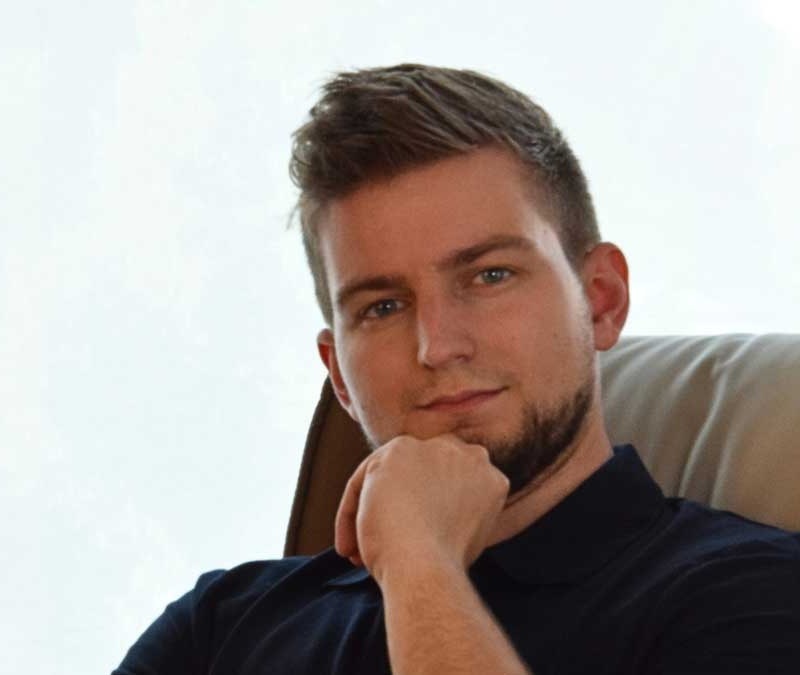 Netzabschaltung bei PV-Anlagen: Daniel Pölzlbauer von der EPP GmbH erklärt, wie sich die neuen Vorschriften auf Privathaushalte auswirken - Foto: presseportal.de