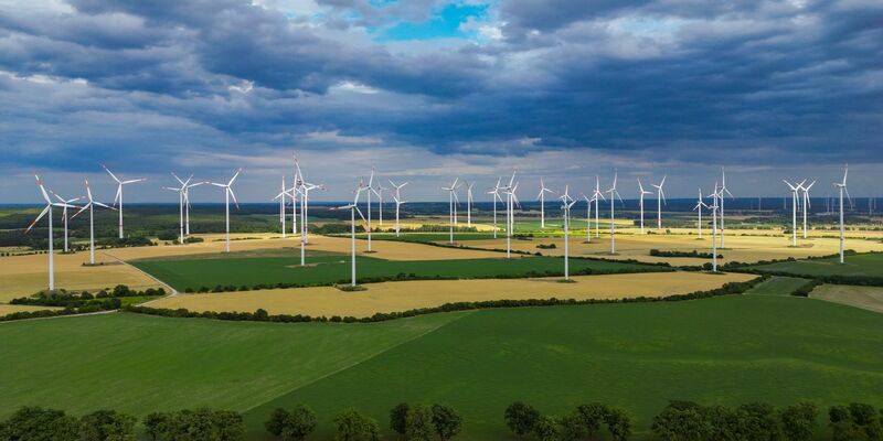 Nie zuvor wurden so viele neue Windräder in Deutschland genehmigt.  - Foto: Patrick Pleul/dpa
