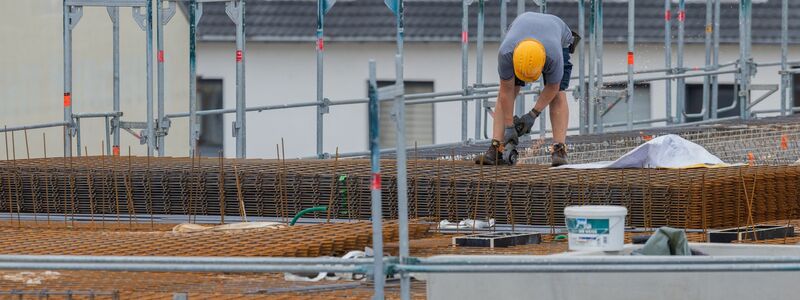 Bei vielen Unternehmen herrscht mehr Zuversicht - aber einige Wirtschaftsverbände finden die Stimmung besser als die Lage. (Archivbild) - Foto: Rolf Vennenbernd/dpa