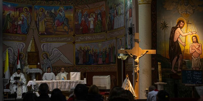Im Gazastreifen leben rund 1000 Christen. (Archivbild) - Foto: Fatima Shbair/AP/dpa