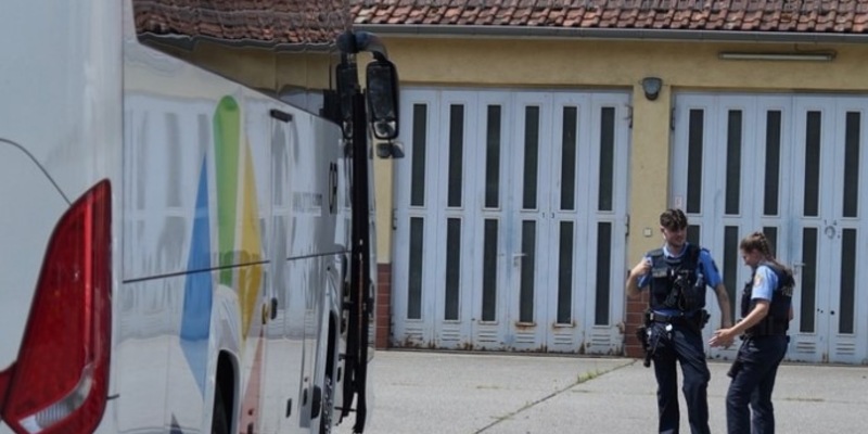 POL-DA: Darmstadt / BAB5 / BAB67: Polizei und Zoll führen Kontrollen auf der BAB 5 und 67 durch - Foto: presseportal.de