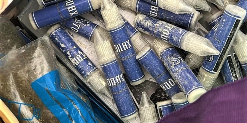 ZOLL-M: Europaweite Festnahmen im Kampf gegen die Kriminalität mit psychoaktiven Stoffen. International tätige Gruppierung zerschlagen. - Foto: presseportal.de