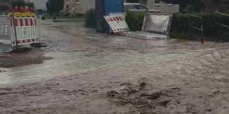 FW Lage: Unwetter über Lage: Feuerwehr rückt zu mehreren Einsätzen in Kachtenhausen und Hagen aus - Foto: presseportal.de