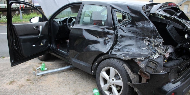 POL-MI: Zusammenstoß zwischen Auto und Bahn - Foto: presseportal.de