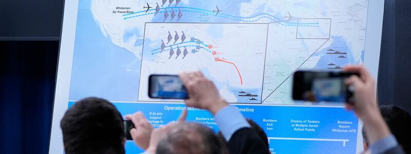 Wie sehr die USA die iranischen Atomanlagen mit ihren Angriffen geschädigt haben, ist nicht abschließend geklärt. (Archivbild)  - Foto: Alex Brandon/AP/dpa