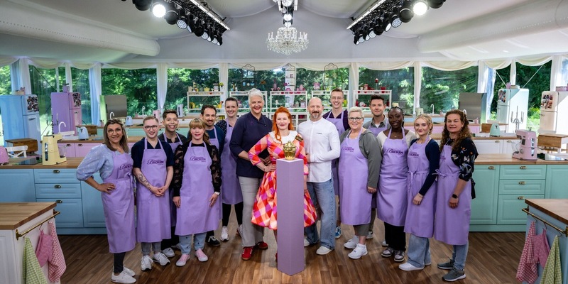 Magdalena Christian Rouven Janina Christian-Johannes Jacqueline Bettina Schliephake-Burchardt Enie van de Meiklokjes Christian Hümbs Felix Gisela Simon Serena Charlotte Monika Das große Backen - Foto: Joyn/Claudius Pflug, presseportal.de