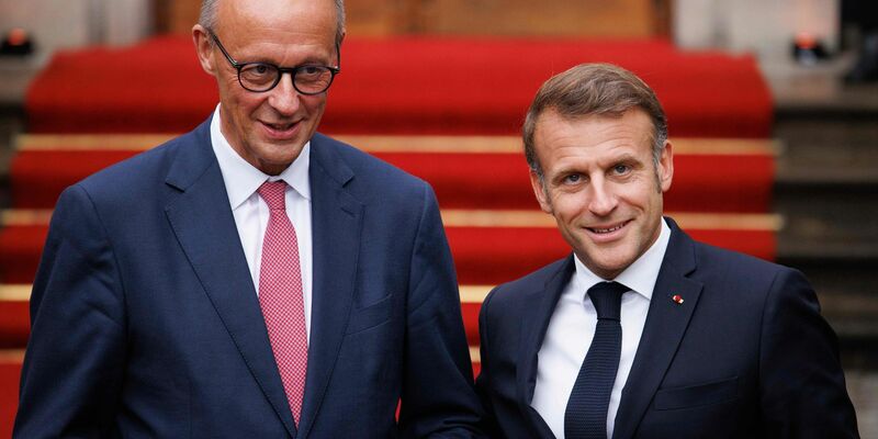 Mehr als drei Stunden sprachen Merz und Macron in der Berliner Villa Borsig miteinander.  - Foto: Carsten Koall/dpa