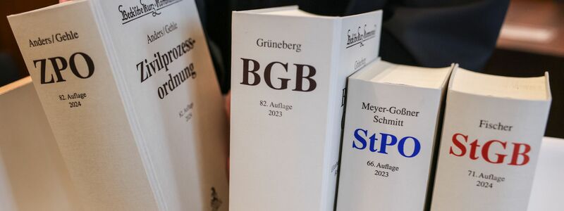 Zivilprozesse unterscheiden sich in vielem von Strafprozessen. (Symbolbild) - Foto: Oliver Berg/dpa