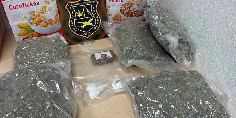 HZA-F: Frankfurter Flughafenzoll nimmt Drogenkurier mit 760 Gramm Kokain im Magen fest- zahlreiche Cannabisaufgriffe und weiter erfolgreiche Drogenschmuggelbekämpfung im ersten Halbjahr 2025 - Foto: presseportal.de