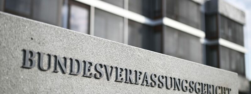 Noch ist unklar, wer am Ende das  Bundesverfassungsgericht seinen neuen Arbeitsplatz nennen kann. (Archivbild) - Foto: Uli Deck/dpa