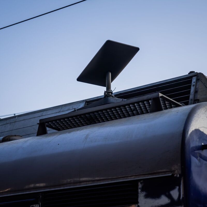 Schnelles Internet überall ist das Versprechen von Starlink. (Archivbild) - Foto: Christoph Soeder/dpa-ENR-Pool/dpa