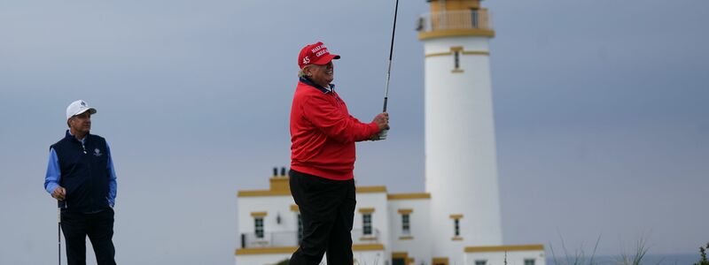 Donald Trump besitzt in Großbritannien zwei Golfanlagen. (Archivbild) - Foto: Andrew Milligan/PA Wire/dpa