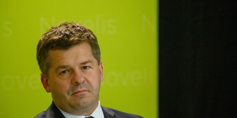 Sachsen-Anhalts Wirtschaftsminister Sven Schulze ist nicht überrascht vom endgültigen Intel-Aus. (Archivbild) - Foto: Klaus-Dietmar Gabbert/dpa