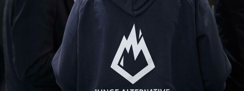 Die Junge Alternative gibt es seit Ende März nicht mehr. Ein Logo und ein Name für die Nachfolgeorganisation wird noch gesucht. (Archivbild) - Foto: Sebastian Kahnert/dpa