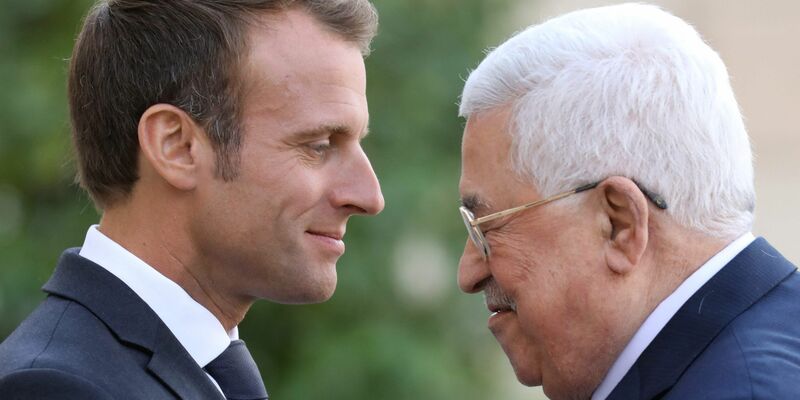 Der französische Präsident Emmanuel Macron will Palästina als Staat anerkennen und hat dazu einen Brief an den Palästinenserpräsidenten Mahmud Abbas veröffentlicht. - Foto: Ludovic Marin/AFP/dpa